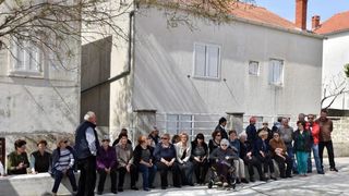 Predsjednica Grabar Kitarović posjetila otok Ist. Foto: Dino Stanin/PIXSELL