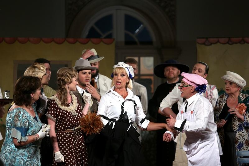 U atriju Klovicevih dvora odrzana je premijera Donizettijeve opere Pansion Betly u sklopu Veceri na Gricu. Photo: Anto Magzan/PIXSELL