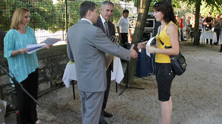 Image 1141229 (auto)