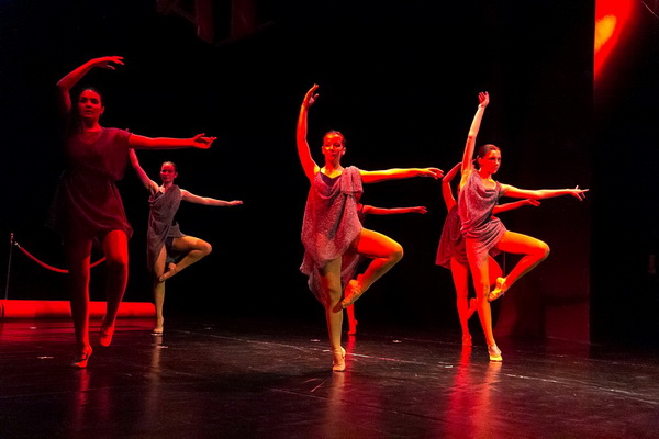 Baletna udruga Pirueta: Broadway, Foto: Mladen Radolović Mrlja Baletna udruga Pirueta: Broadway, Foto: Mladen Radolović Mrlja
