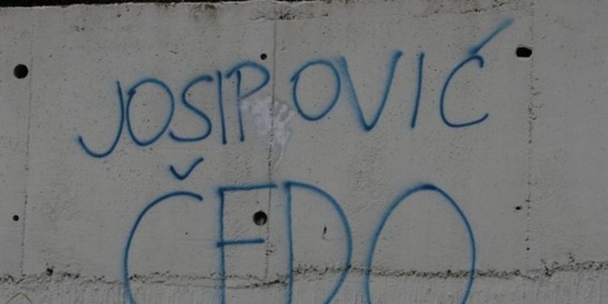 U Splitu pogrdni grafiti protiv Josipovića (Foto: Leo Nikolić/Tportal.hr)
