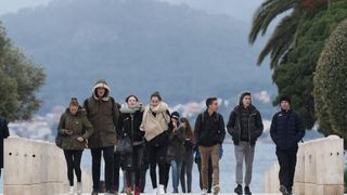 Snježne pahulje za kratko padale po Zadru