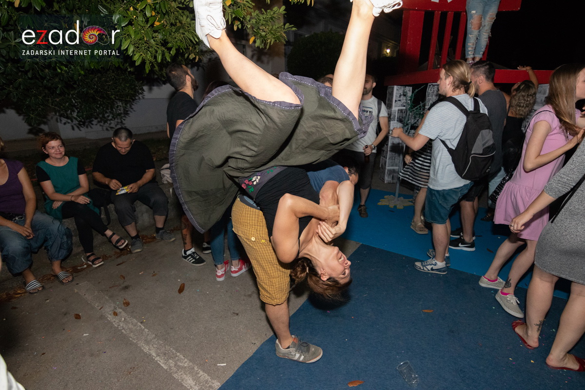 KvartArt 2018.: Art buvljak & koncert Nipplepeoplea