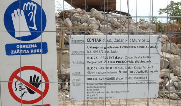 Rušenje Tvornice kruha Zadar. Foto: Edvard Šprljan