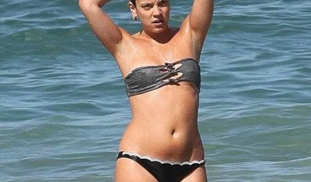 Lily Allen dobro stoji celulit na guzi (Tportal.hr)
