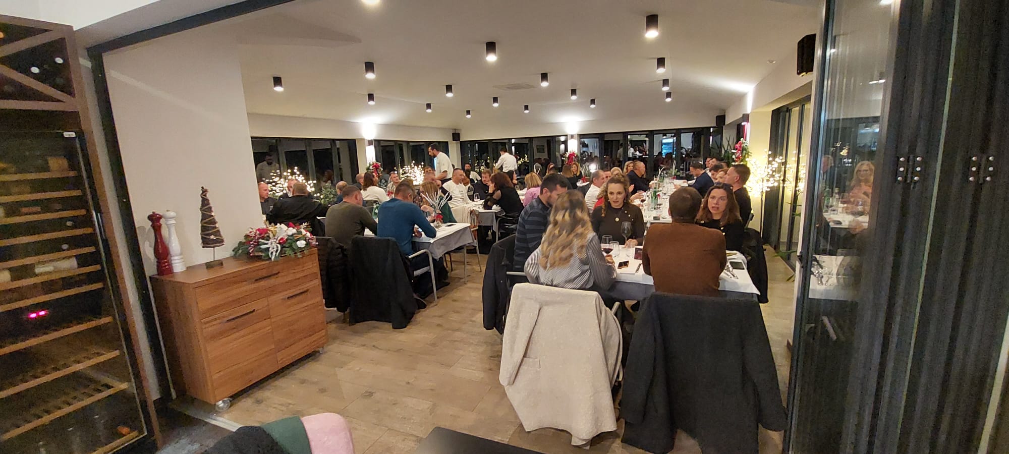 Adentska večer: “Ribarev sin” David Skoko u bistrou Andrija Adentska večer: “Ribarev sin” David Skoko u bistrou Andrija