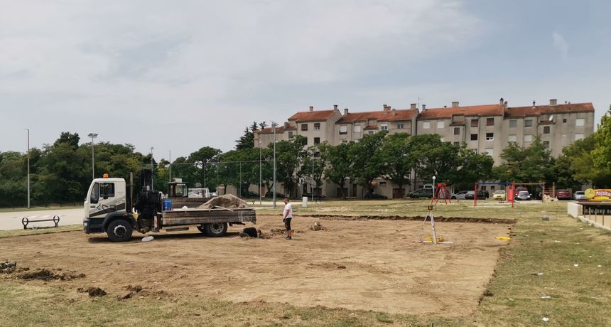 Odbojkaški teren, radovi, Benkovac