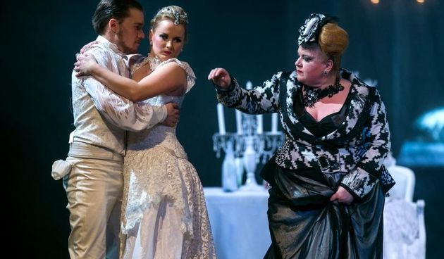 Osijek – U HNK-u premijerno izvedena opera Don Giovanni, W.A. Mozarta u reziji Roberta Boskovica. Photo: Davor Javorovic/PIXSELL