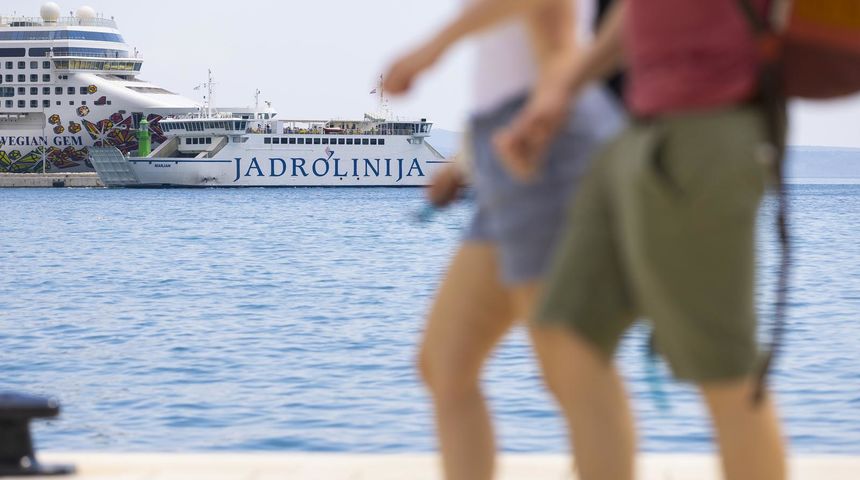 trajekt marjan jadrolinija turizam turisti trajekt marjan jadrolinija turizam turisti