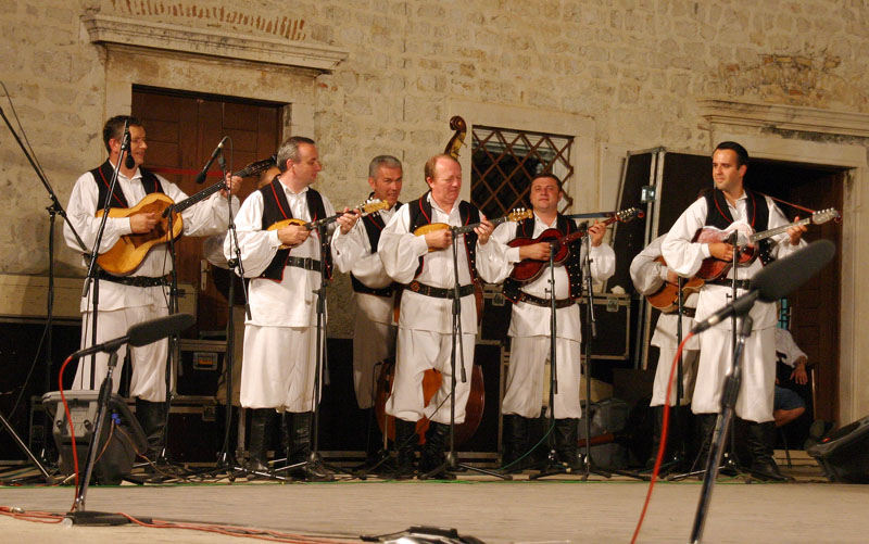 Image 1176161 (auto)