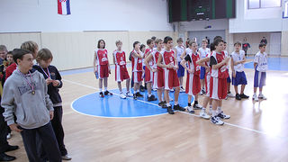 Podjela medalja na Božićnom košarkaškom turniru