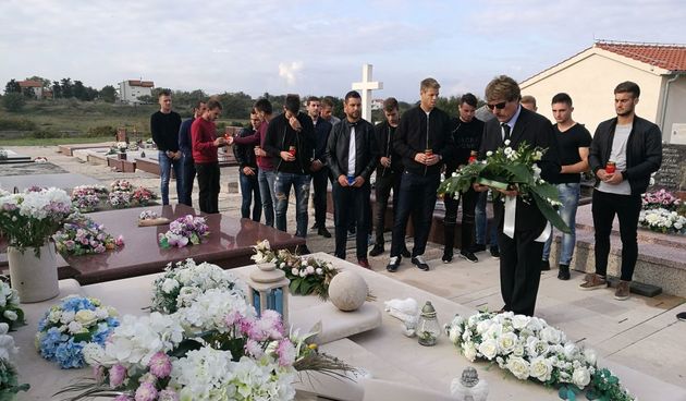 Delegacija NK Zadra posjetila vječno počivalište Hrvoja Ćustića