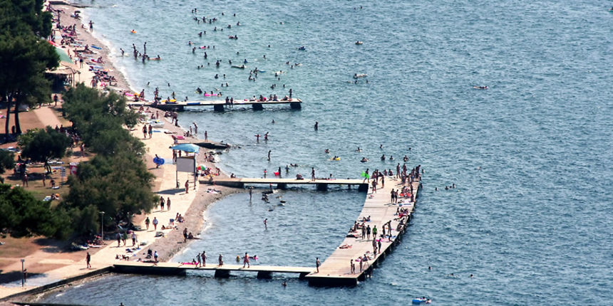 Zadar – Zračne snimke – Plaža Borik, Daske (foto: Marin Gospić) Zadar – Zračne snimke – Plaža Borik, Daske (foto: Marin Gospić)