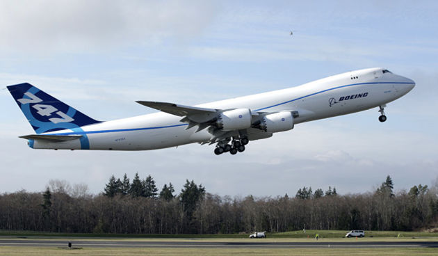 Boeing 747-8 – premijerni let (Foto: AP)