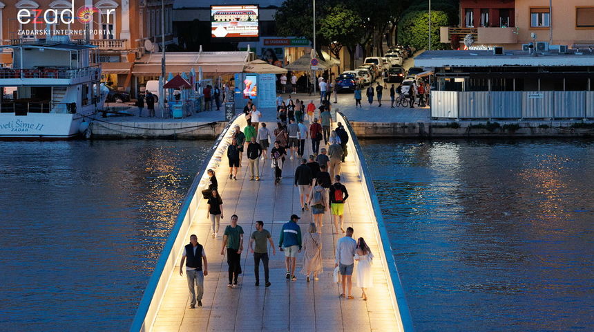 Večernji đir po gradu 19. svibnja 2022. Večernji đir po gradu 19. svibnja 2022.