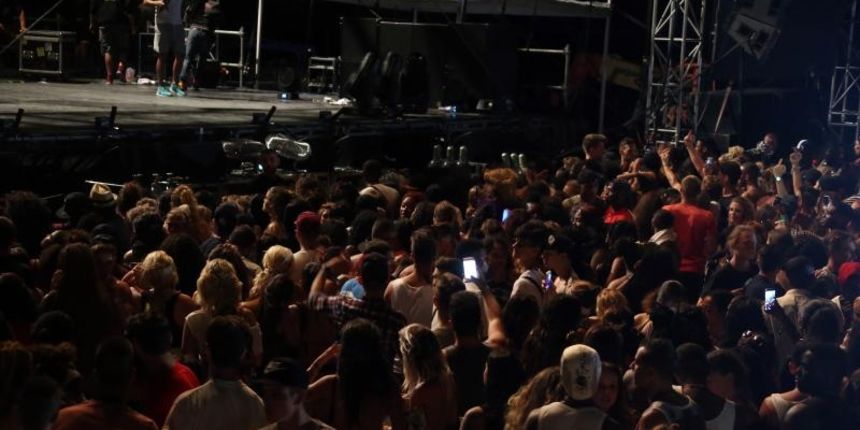 Novalja, Zrce Novalja, Zrce