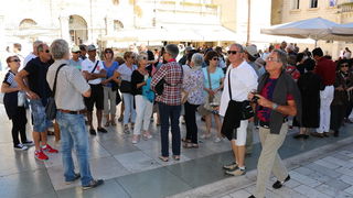 Na zadarskom Narodnom trgu najavljen Virski maraton 2016. Foto: Kažimir Škrbić/Virski list Na zadarskom Narodnom trgu najavljen Virski maraton 2016. Foto: Kažimir Škrbić/Virski list