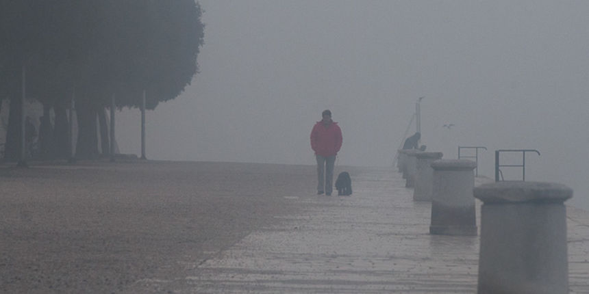 Zadar u magli 7. veljače 2011, Foto: Leo Banić Zadar u magli 7. veljače 2011, Foto: Leo Banić