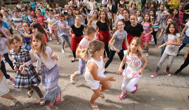 Posljednji dan nastave u OŠ Petra Preradovića u ritmu zumbe