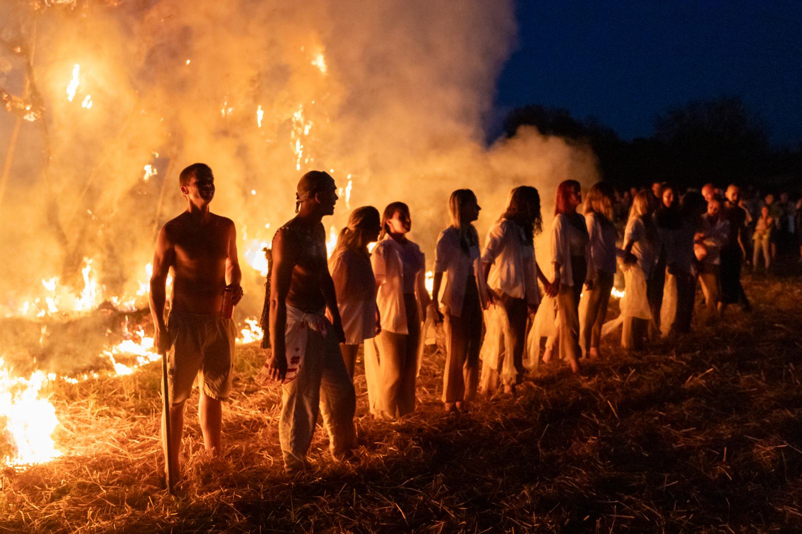 Kozjak: 17. Međunarodni Slama Land Art Festival – “Zlatno doba” Kozjak: 17. Međunarodni Slama Land Art Festival – “Zlatno doba”
