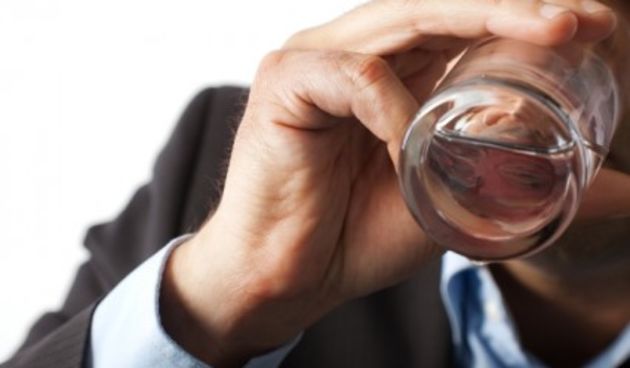 Jednostavno mršavljenje – pijte dvije čaše vode prije svakog obroka (Metro-portal.hr)