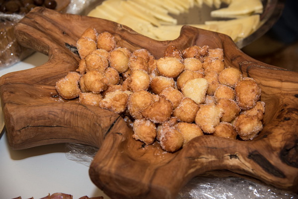 U Vrtovima lunjskih maslina održana 12. Lunjska maslinada. Foto: Vinko Pešić