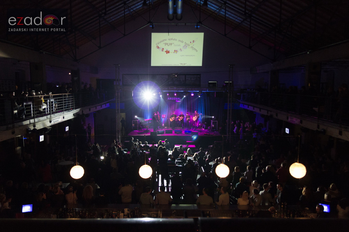 Humanitarni koncert “Klape s ljubavlju” u zadarskom Arsenalu