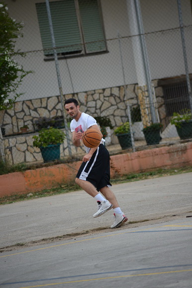 U povodu blagdana Kraljice Mira u Stanovima odigrana utakimica između veterana KK Zadar i Stanova, Foto: Iva Perinčić U povodu blagdana Kraljice Mira u Stanovima odigrana utakimica između veterana KK Zadar i Stanova, Foto: Iva Perinčić