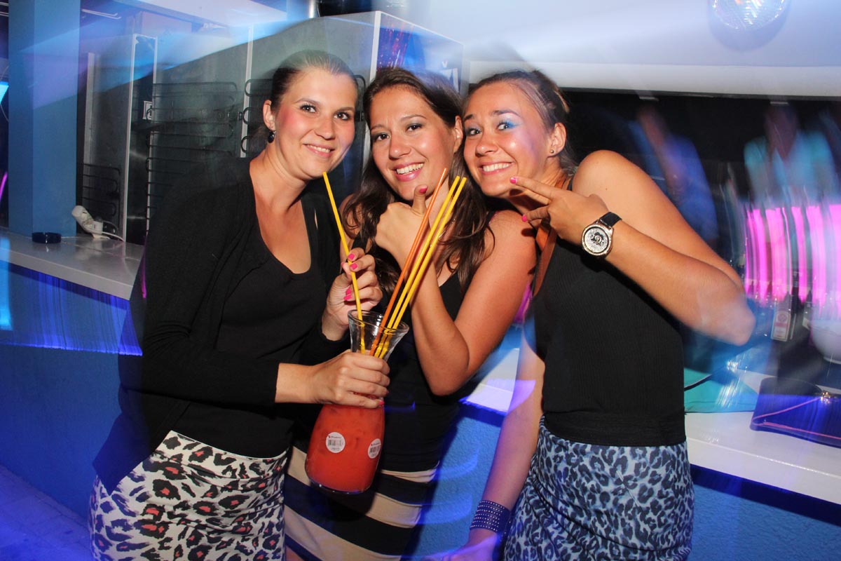 Noštromo bar Vir: Crazy flame night vol #3, foto: Iva Perinčić Noštromo bar Vir: Crazy flame night vol #3, foto: Iva Perinčić