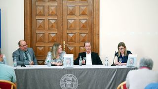 18. svezak časopisa Archaeologia Adriatica posvećen profesoru emeritusu Brunislavu Marijanoviću 18. svezak časopisa Archaeologia Adriatica posvećen profesoru emeritusu Brunislavu Marijanoviću