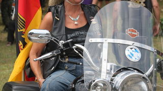 Zadar, 280511.
Odrzana je parada Harley Davidson motora izmedju Zadra i Biograda u kojoj je sudjelovalo vise tisuca motora.
Na slici: detalj s parade.
Foto: Vladimir Ivanov / CROPIX Zadar, 280511.
Odrzana je parada Harley Davidson motora izmedju Zadra i Biograda u kojoj je sudjelovalo vise tisuca motora.
Na slici: detalj s parade.
Foto: Vladimir Ivanov / CROPIX