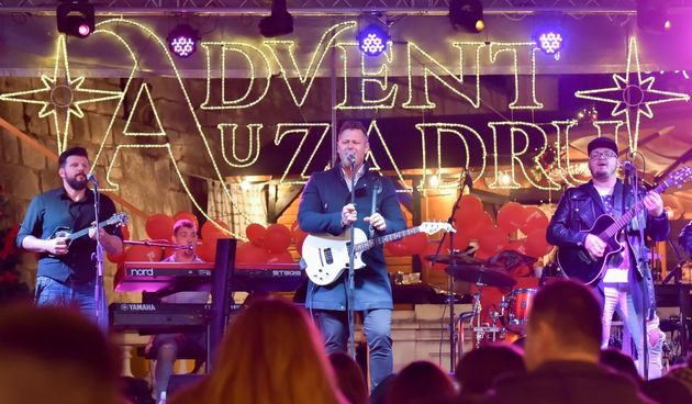 Advent u Zadru: Koncert tamburaškog sastava Begini