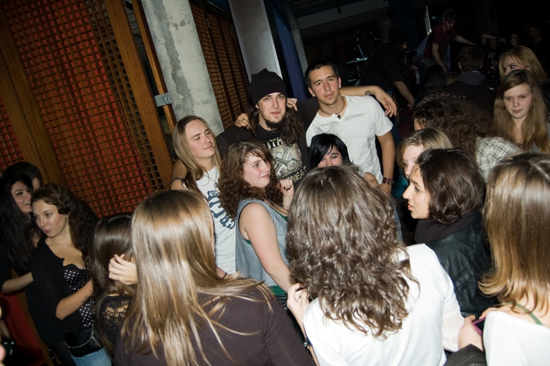 ZORAN MIŠIĆ & NEW FOUND POWER 06.11.2010, Foto: Tea Balog ZORAN MIŠIĆ & NEW FOUND POWER 06.11.2010, Foto: Tea Balog