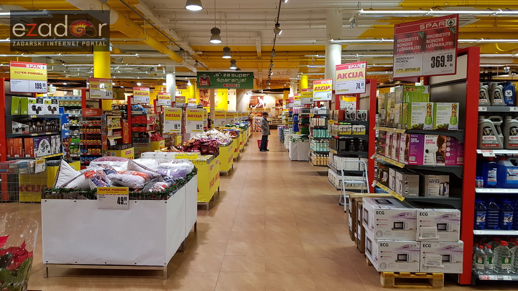 Otvorena obnovljena trgovina SPAR u centru Supernova Zadar