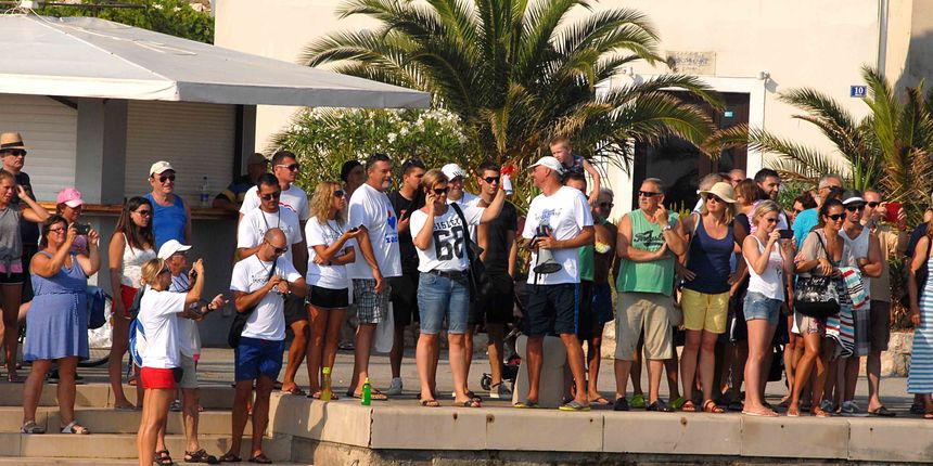 Održan 43. Plivački maraton Preko-Zadar Održan 43. Plivački maraton Preko-Zadar