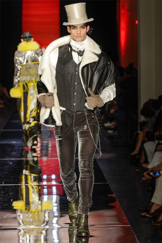 Jean Paul Gaultier Haute Couture, jesen/zima 2012, foto-accoridngtojerri.blogspot.com Jean Paul Gaultier Haute Couture, jesen/zima 2012, foto-accoridngtojerri.blogspot.com