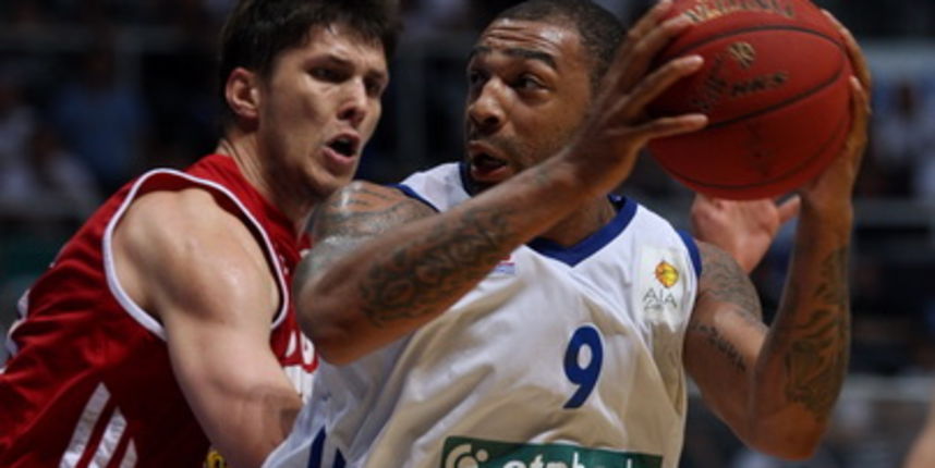 Zagreb, 180513.Dvorana Kresimira Cosica. Kosarkaska utakmica polufinala doigravanja za prvaka Hrvatske (1 utakmica) izmedju KK Zadar i KK Cedevita. Na fotografiji: igrac Zadra Romeo Travis.Foto: Jure Miskovic / CROPIX Zagreb, 180513.Dvorana Kresimira Cosica. Kosarkaska utakmica polufinala doigravanja za prvaka Hrvatske (1 utakmica) izmedju KK Zadar i KK Cedevita. Na fotografiji: igrac Zadra Romeo Travis.Foto: Jure Miskovic / CROPIX