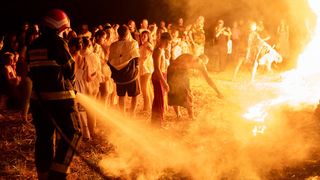 Kozjak: 17. Međunarodni Slama Land Art Festival – “Zlatno doba” Kozjak: 17. Međunarodni Slama Land Art Festival – “Zlatno doba”
