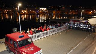 Rijeka: građani i vatrogasci odali počast vatrogascima stradalim prije 10 godina na Kornatima Rijeka: građani i vatrogasci odali počast vatrogascima stradalim prije 10 godina na Kornatima