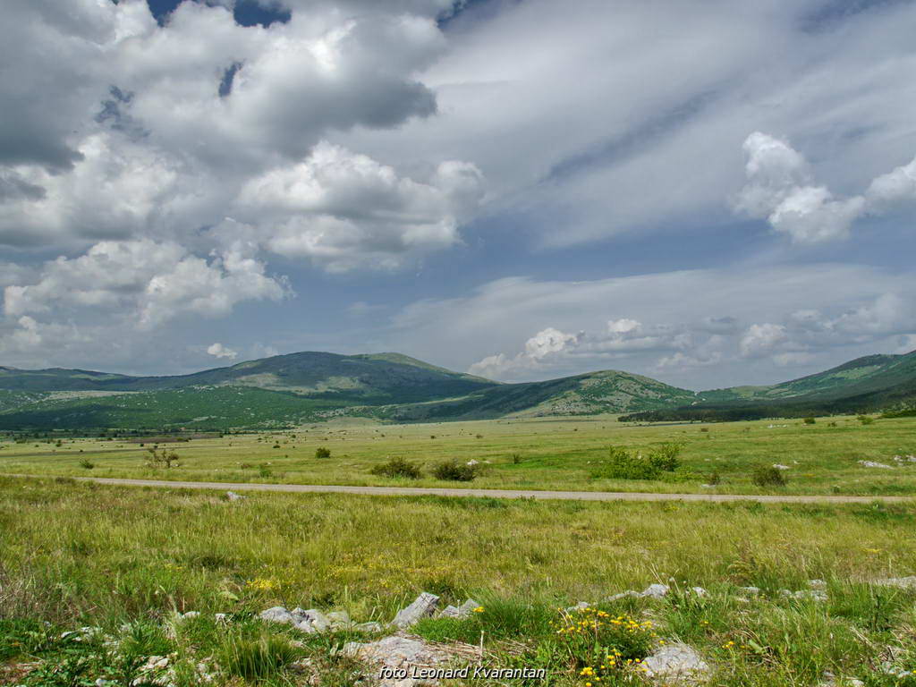 Odmor za dušu u ljepoti prirode by L. Kvarantan