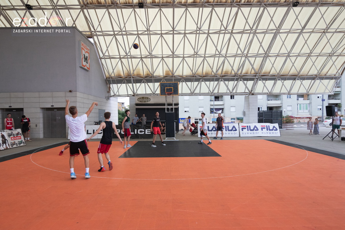 3×3 Basket Tour @ City Galleria
