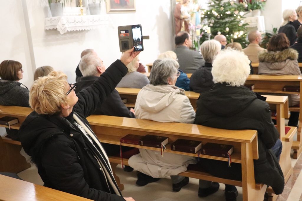 Susret klapa u crkvi sv. Jurja Susret klapa u crkvi sv. Jurja