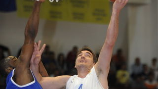 Zagreb, 080512.
Dvorana OS u Trnskom.
Kosarkaska A1 liga za prvaka, 13. kolo.
KK Zagreb – KK Zadar.
Na fotografiji: Damir Mulaomerovic.
Foto: Damir Krajac / CROPIX Zagreb, 080512.
Dvorana OS u Trnskom.
Kosarkaska A1 liga za prvaka, 13. kolo.
KK Zagreb – KK Zadar.
Na fotografiji: Damir Mulaomerovic.
Foto: Damir Krajac / CROPIX