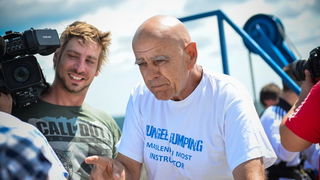 Mario Možnik i njegovi kolege sportaši otvorili su sezonu Bungee Jumpinga sa starog Masleničkom mosta