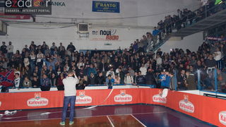 Humanitarno gledanje utakmice Zadar-Cibona u Jazinama Humanitarno gledanje utakmice Zadar-Cibona u Jazinama