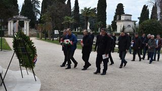 Polaganje vijenaca Polaganje vijenaca