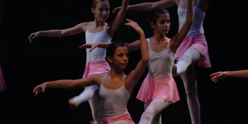 Božićna čestitka glazbene škole Blagoje Bersa