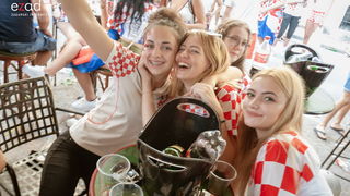 Navijačko ludilo u Zadru za vrijeme i nakon finala Svjetskog prvenstva Navijačko ludilo u Zadru za vrijeme i nakon finala Svjetskog prvenstva