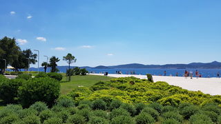 Đir uz more 19. srpnja 2016. – Uvala Draženica, kupalište Jadran, Moprske orgulje i Pozdrav suncu, zadarska riva… Foto: Mladen Malik Đir uz more 19. srpnja 2016. – Uvala Draženica, kupalište Jadran, Moprske orgulje i Pozdrav suncu, zadarska riva… Foto: Mladen Malik