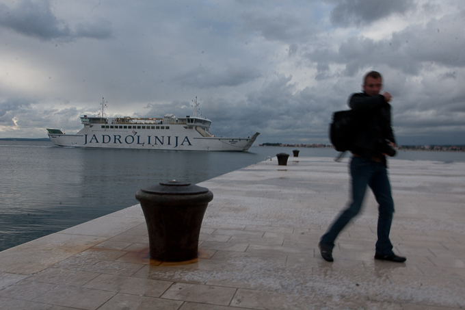 Pozdrav suncu prekriven ledenim pokrivacem 26. studenog 2010, Foto: Leo Banic